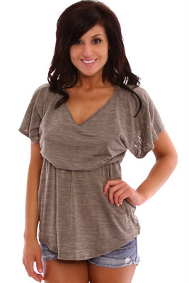 http://shopwithmemama.com/wp-content/uploads/2011/05/Mocha_Tunic_Top_308.jpg