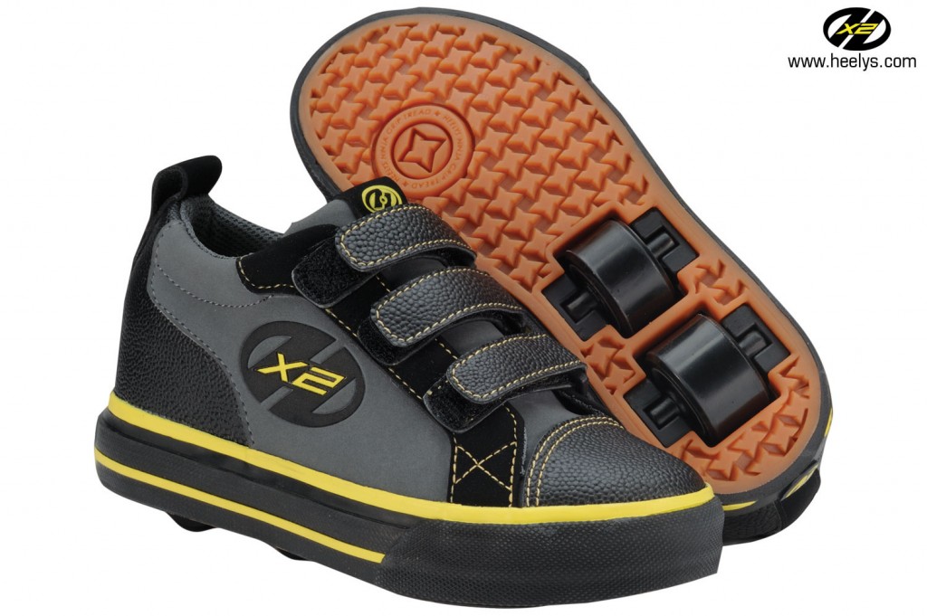 Heelys with two wheels