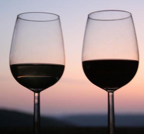 wine in wine glasses