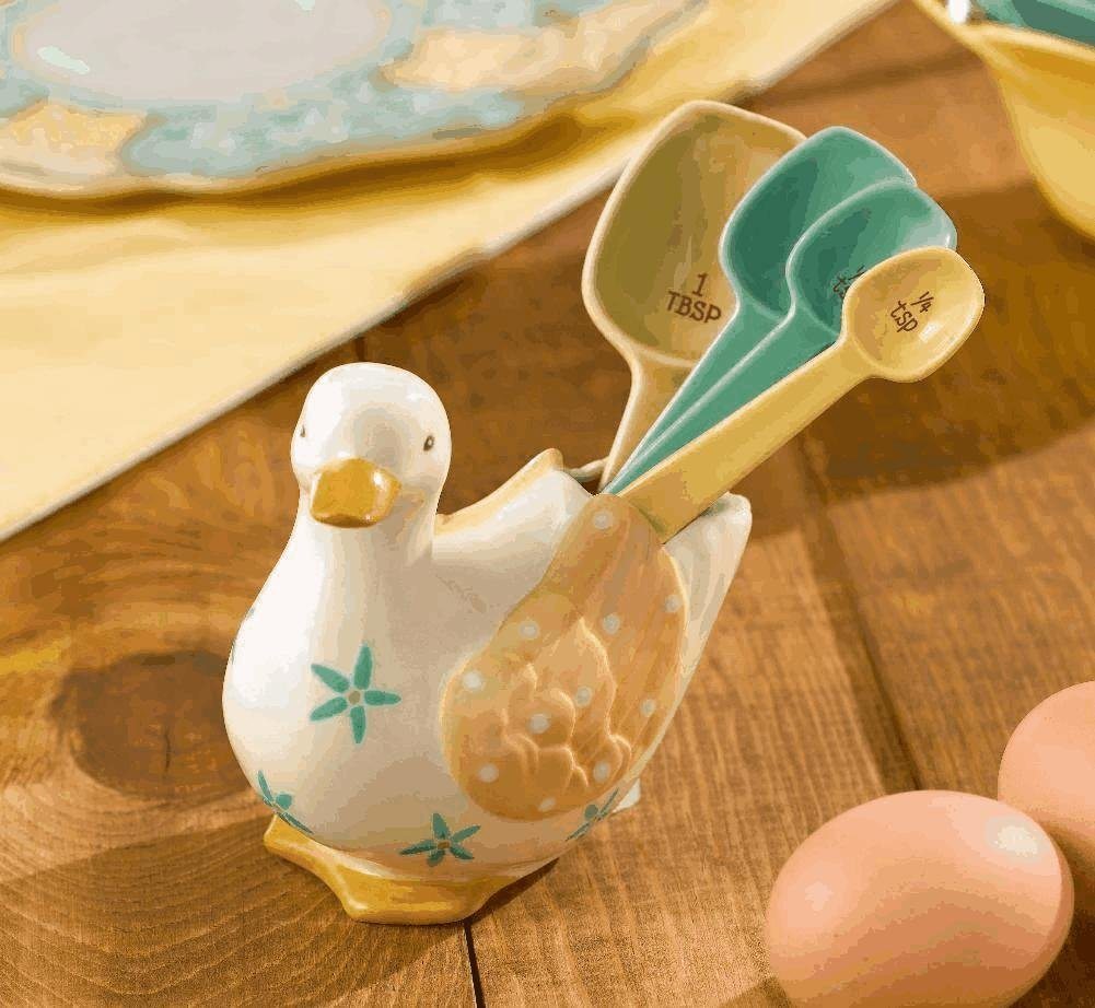 duck measuring spoons