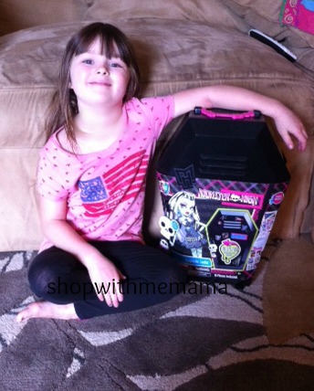 Monster High Fang-Tastic Locker Review