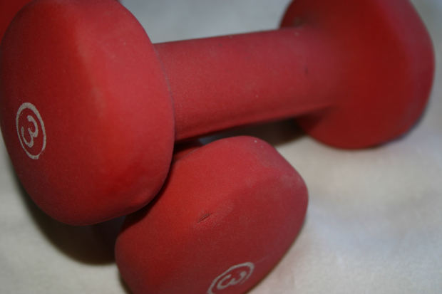 red dumbells