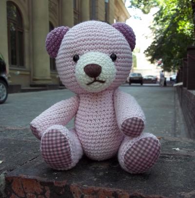 handmade-crochet-bear-toy-pink