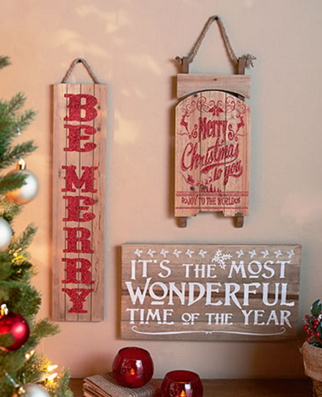 Festive Wood Wall Hangings