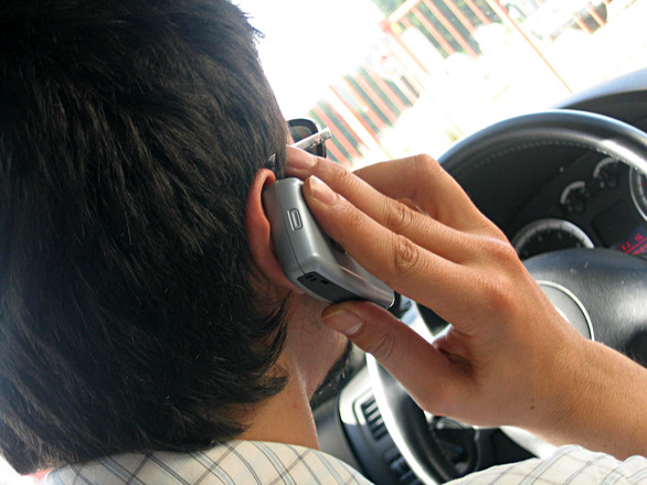 man-talking-on-the-cell-phone-1541703