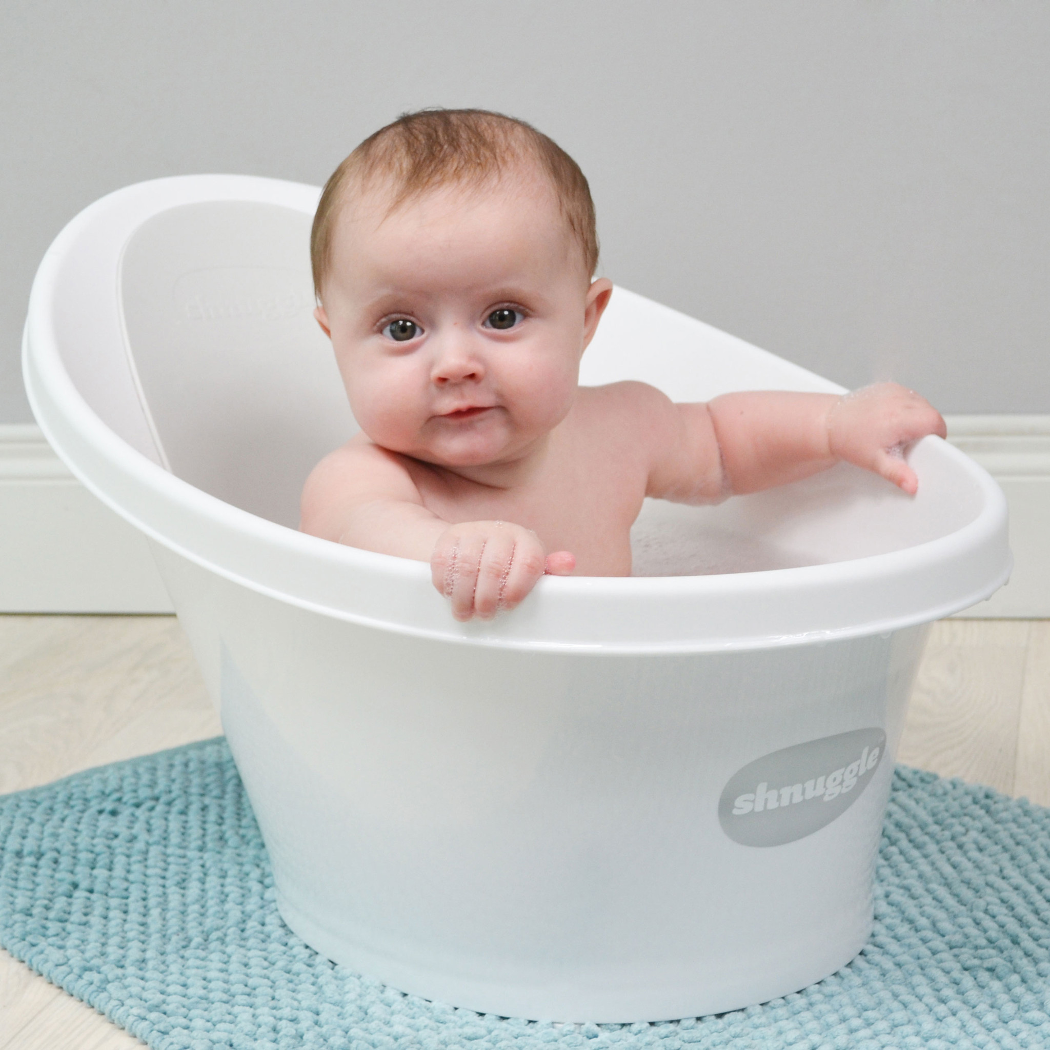 Shnuggle Baby Bath Tub Wash Foam Backrest Bum Bump Support Washing Bathing Grey