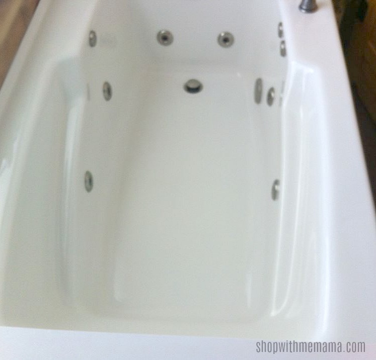 Relax In A Luxurious Whirlpool Bathtub!