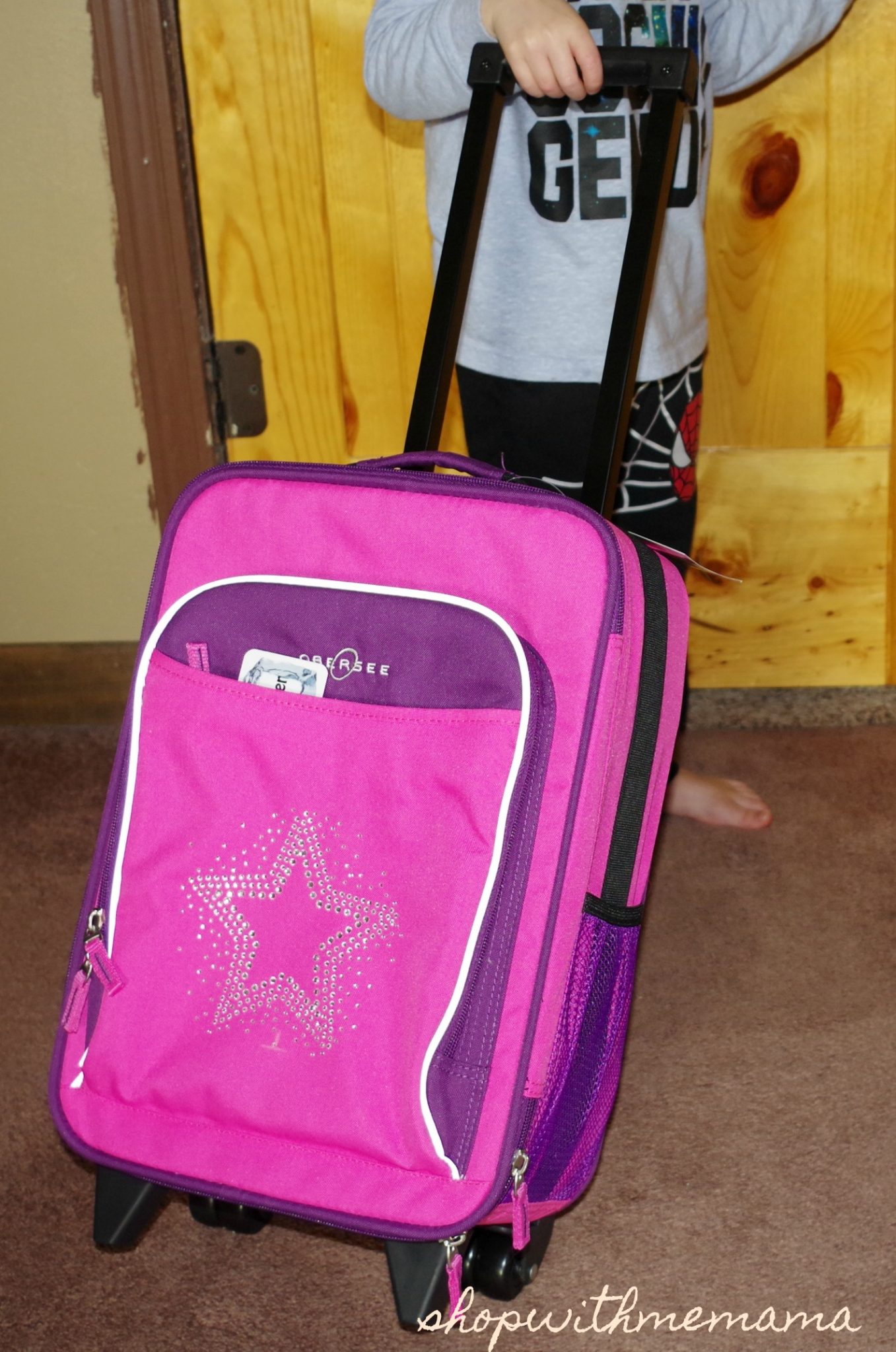 Obersee Kids Luggage Makes Traveling With Kids Fun