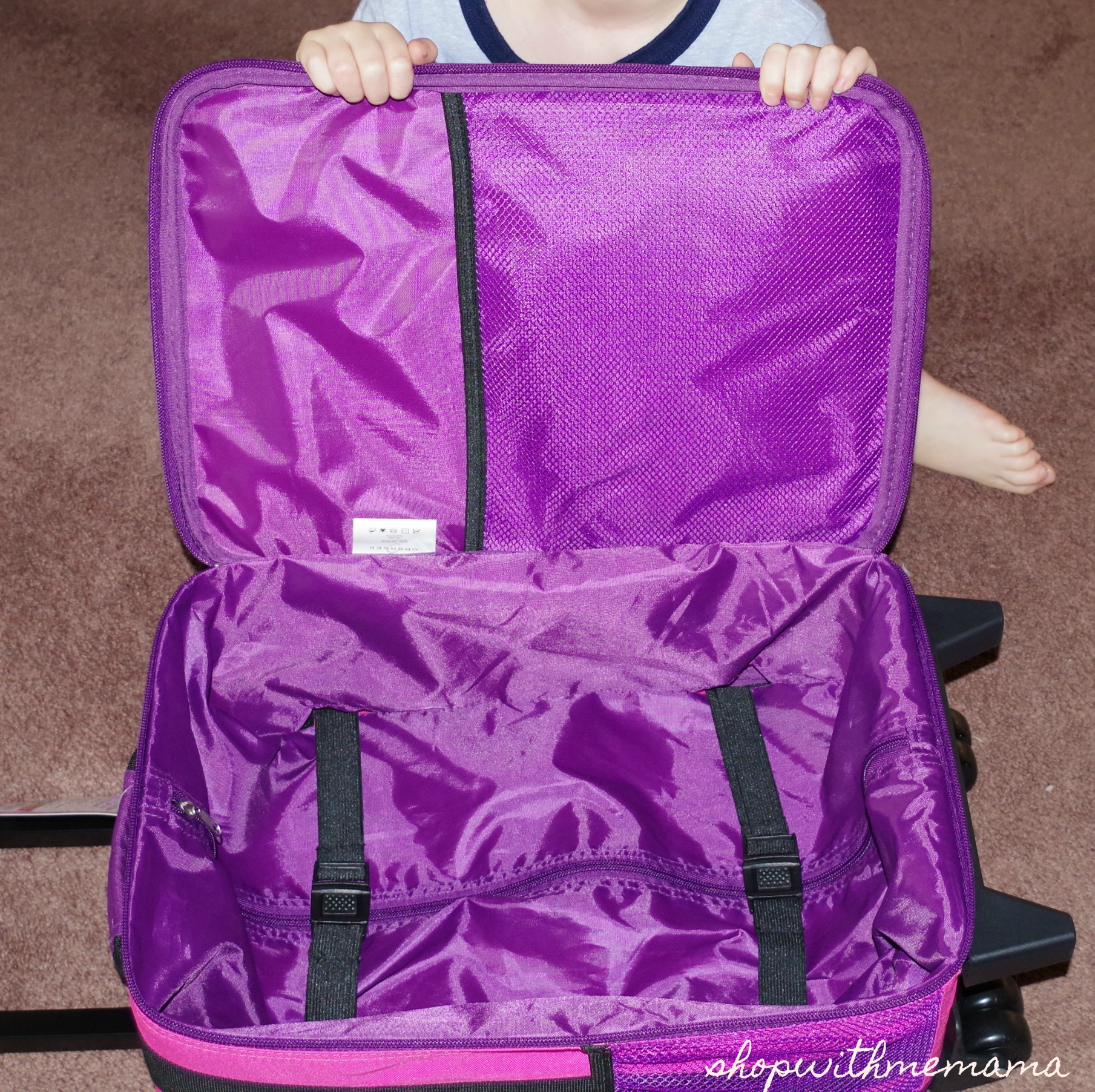 Obersee Kids Luggage Makes Traveling With Kids Fun
