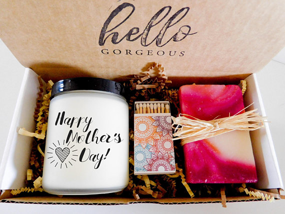Handmade Gifts For The Best Mom Ever From Etsy!
