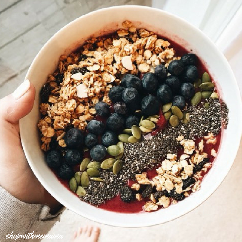 healthy smoothie bowl