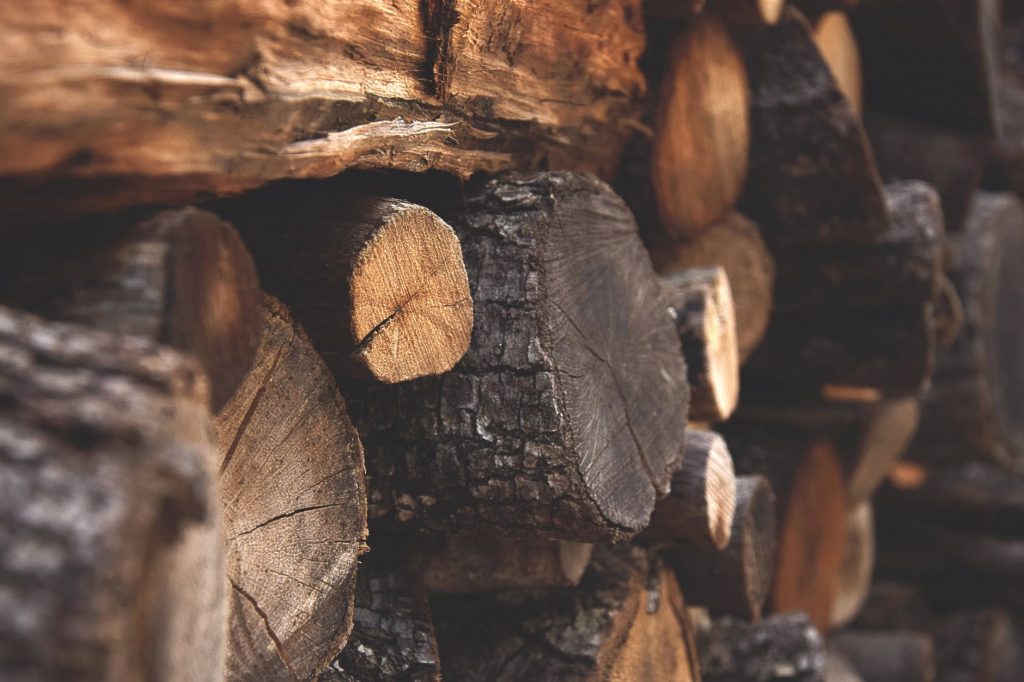 Smart Ways To Make Wood Your 2020 Decor
