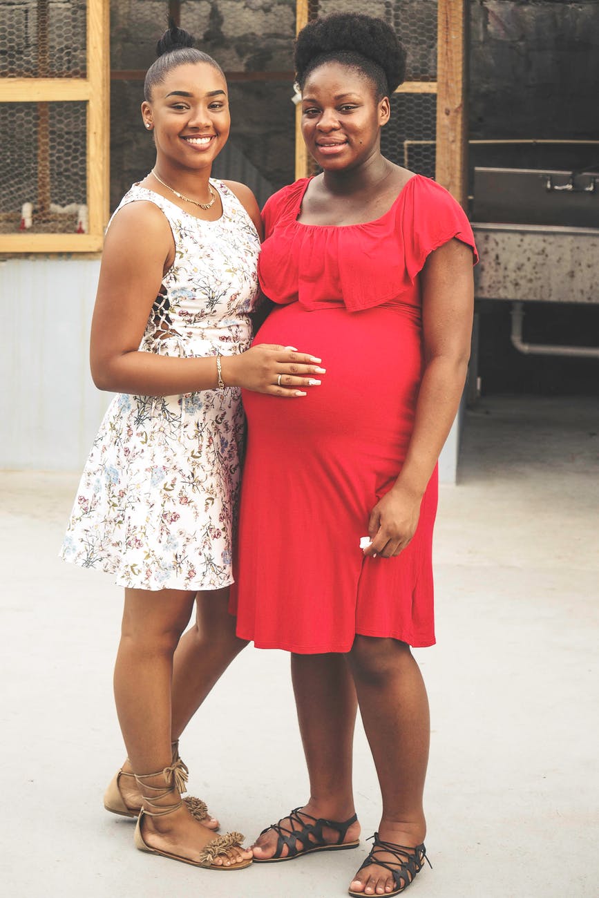 5 Fun Ways to Treat Your Pregnant Friend