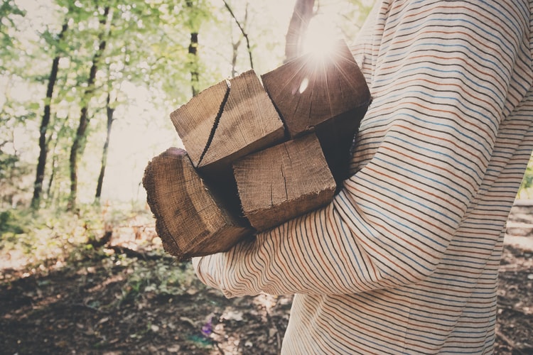 A Beginner's Guide To Buying Firewood