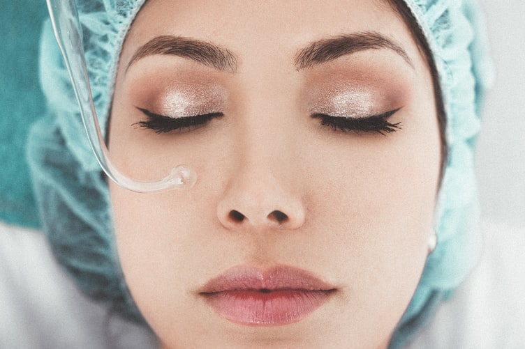 Non-Invasive Cosmetic Procedures That Have Taken the Industry By Storm