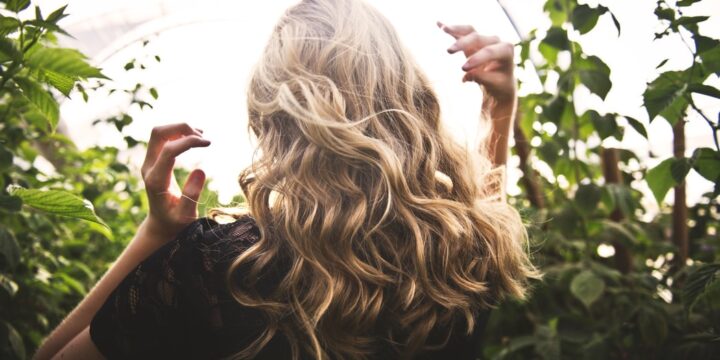Top Tips for Maintaining Healthy Hair this Season