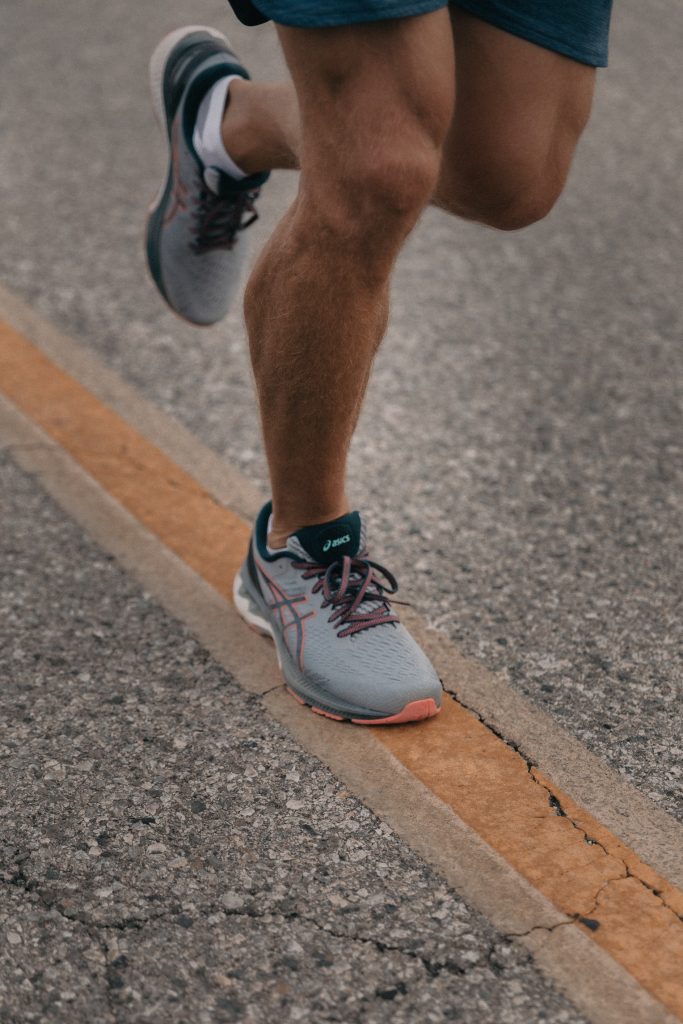 4 Tips for Selecting Running Shoes