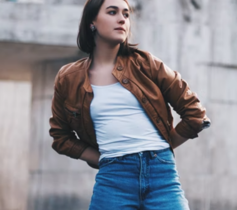 How to Buy a High Quality Leather Jacket For Women