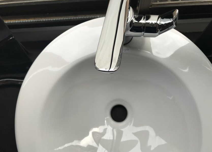 A Modern Take on Bathroom Sinks