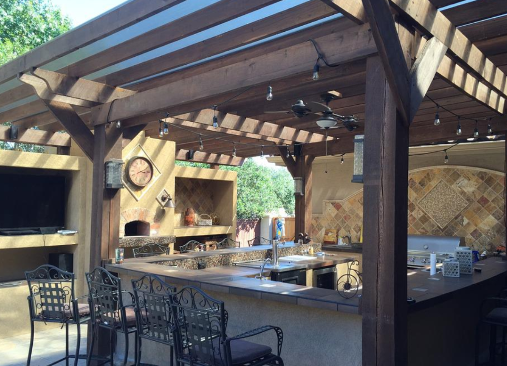 Useful Step-By-Step Guide To Building an Outdoor Kitchen