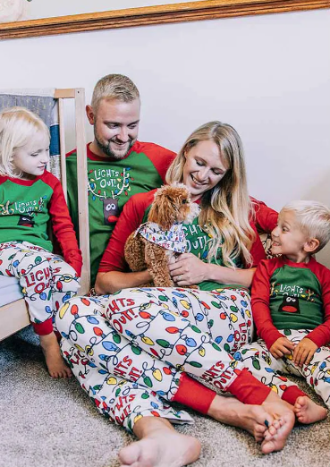 Family Christmas Pajama Photo Ideas