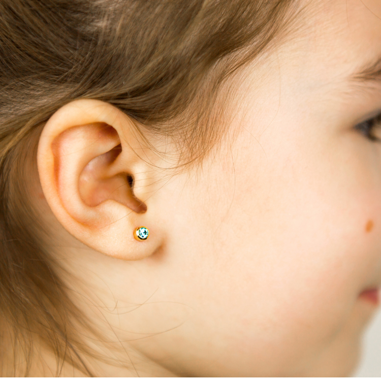 Things to Consider When Buying Kids' Earrings Online