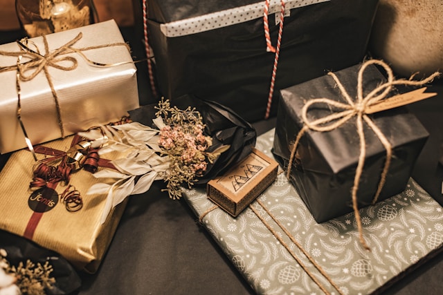  Tips for Buying Gifts 
