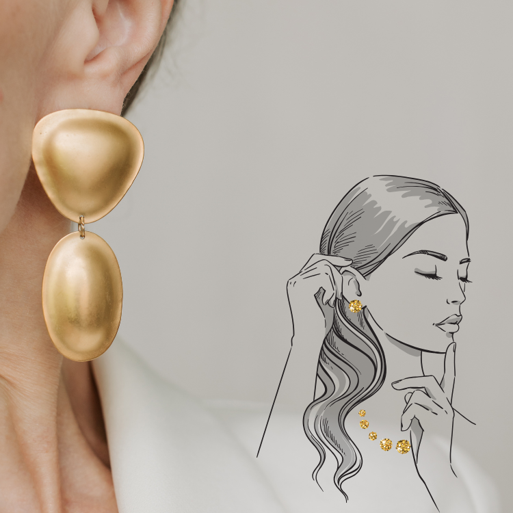 Gold Jewelry Ideas to Help Moms Feel Special Again